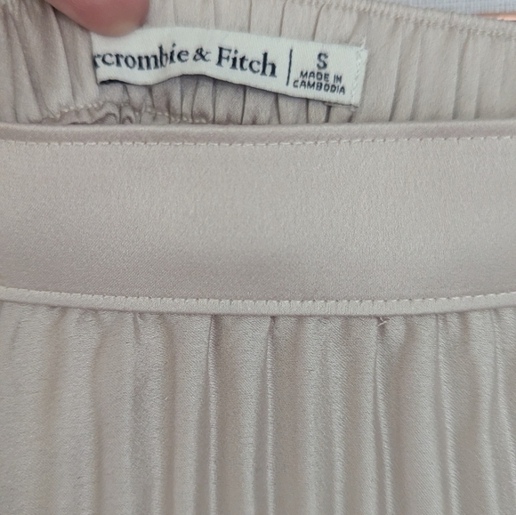 Abercrombie & Fitch Satin Pleated Midi Skirt Bundle Small - Picture 6 of 6